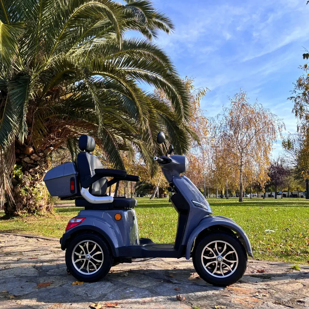 Štvorkolesový elektrický skúter Volta Quatro